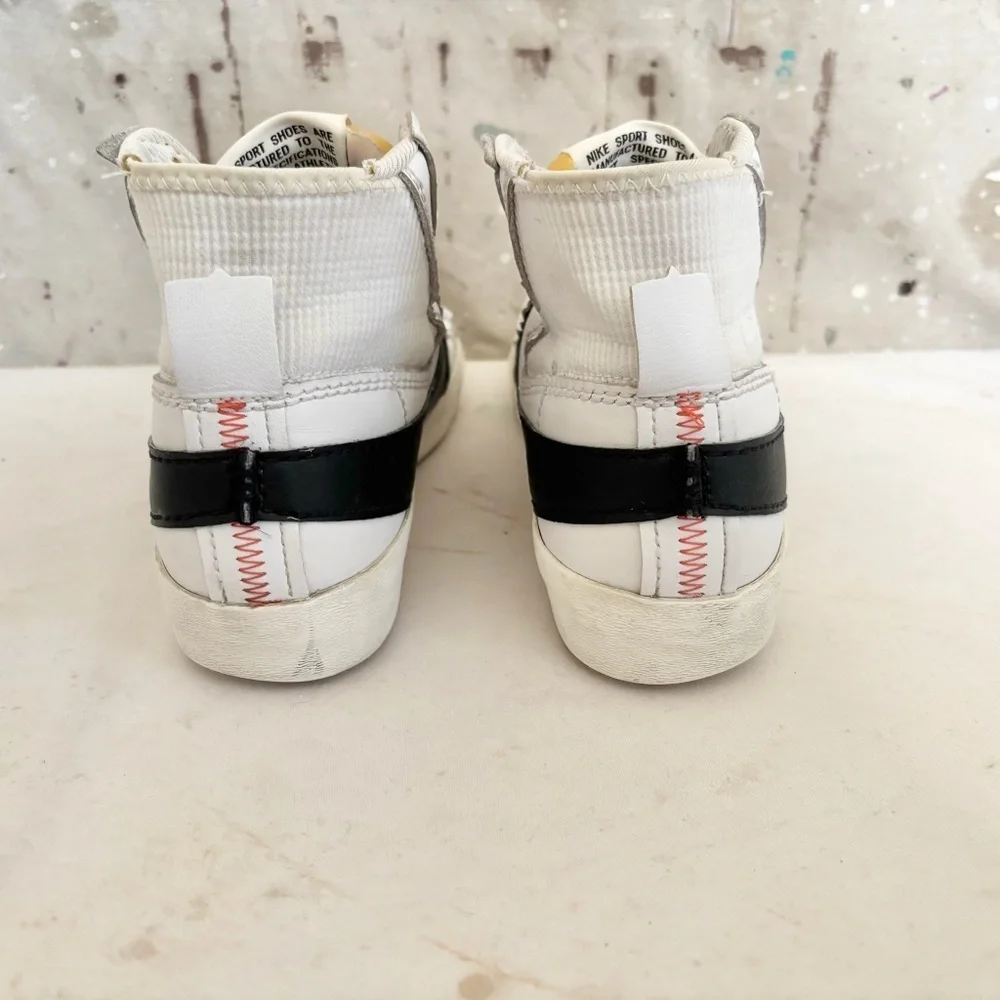 Nike Blazer Mid '77 Jumbo Sneakers